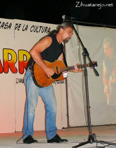 Nick Vigarino at the closing of the Festival Internacional de la Guitarra de Zihuatanejo 2007